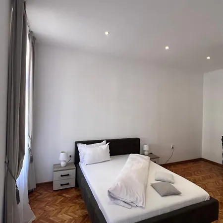 Alice Apartament Centru Apartment Sibiu